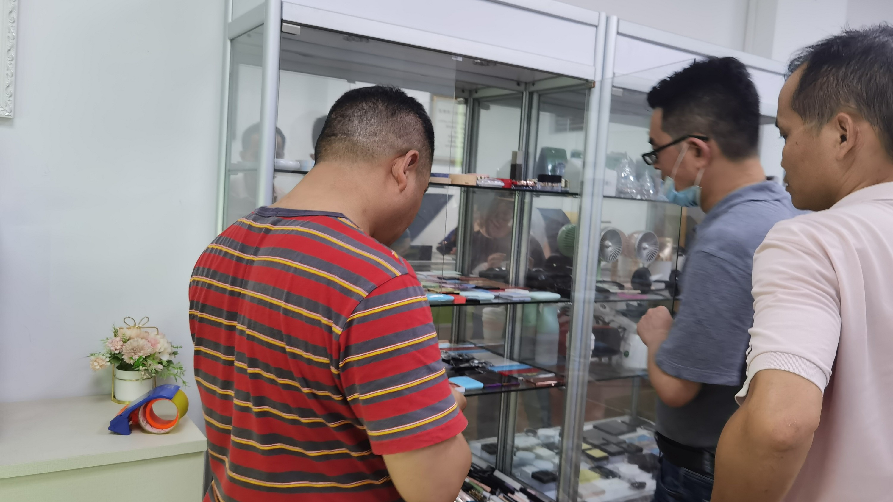 汽車手持吸塵器注塑加工哪里可以做？