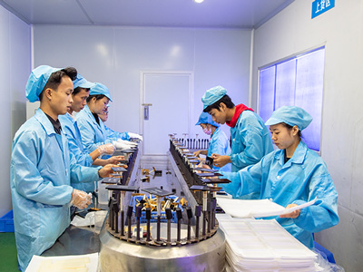 世邦塑膠-噴涂電鍍照