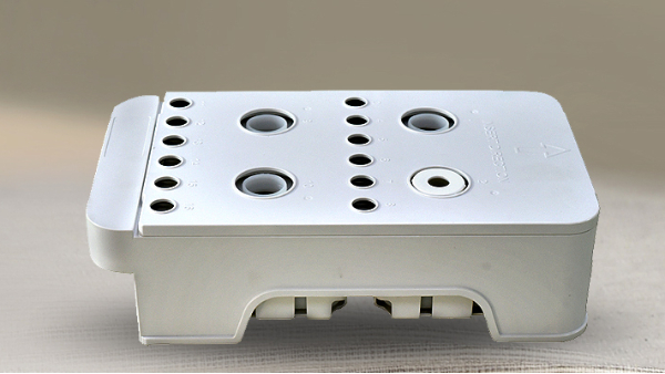 塑膠外殼注塑加工出現脆裂怎么辦？